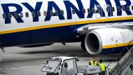 Он добавил, что Ryanair «представила письменное предложение о софинансировании или инвестициях в каждое новое расширение инфраструктуры в Модлине, необходимое для дальнейшего развития аэропорта, чтобы он мог эффективно конкурировать с дорогим аэропортом Шопена»